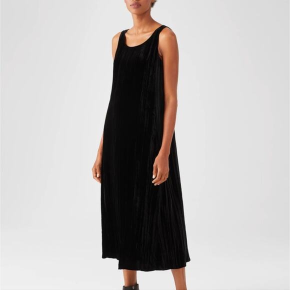 NEW Eileen Fisher Black Crushed Velvet Scoop Neck Sleeveless Midi Dress - Picture 1 of 12